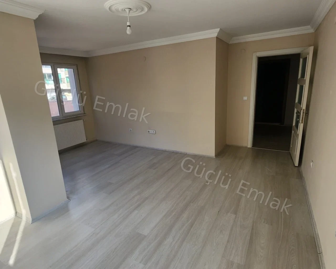 Çarşı Mahallesinde şehrin göbeğinde 3+1 kiralık daire - 12. fotoğraf